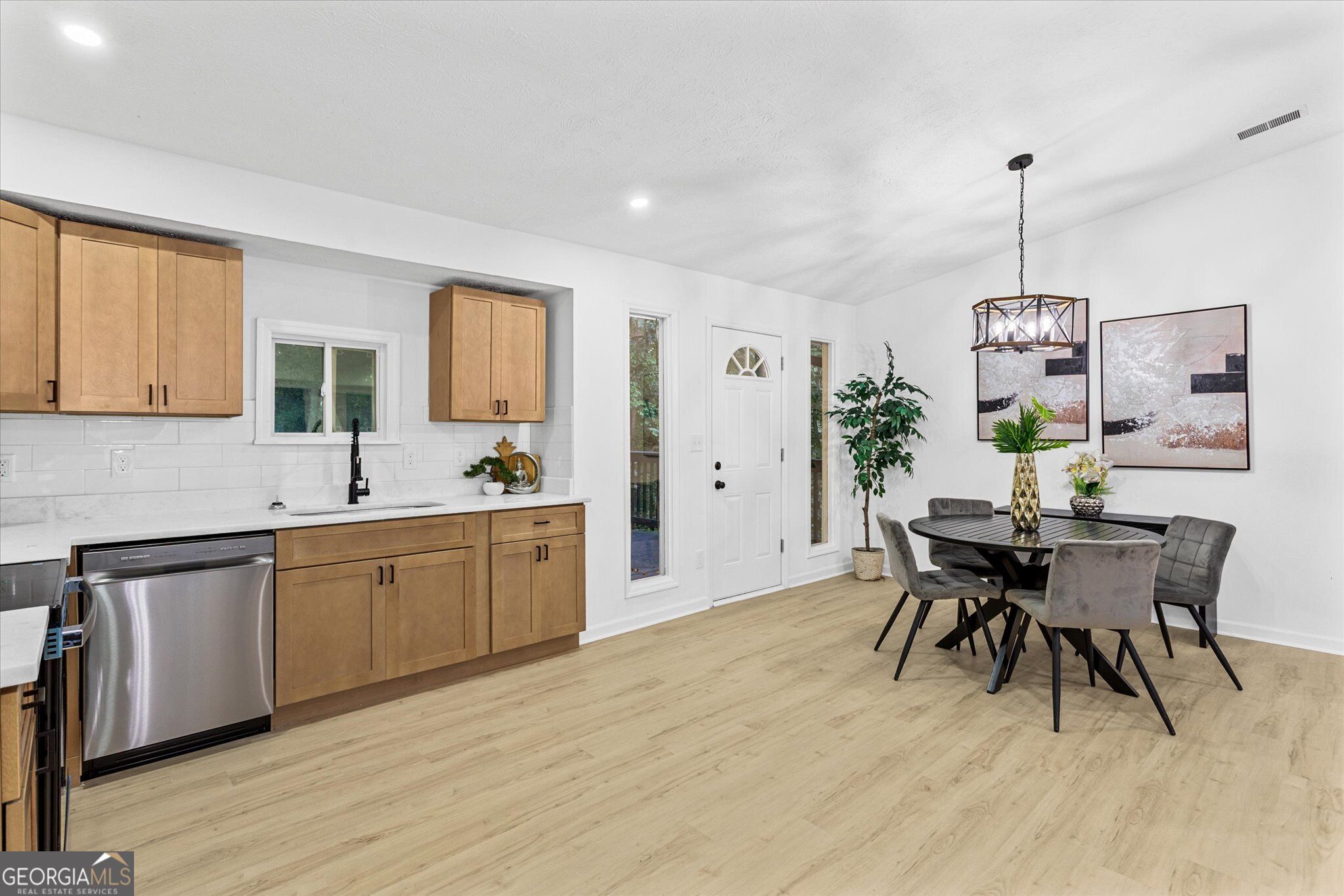 3044 Jami Ct