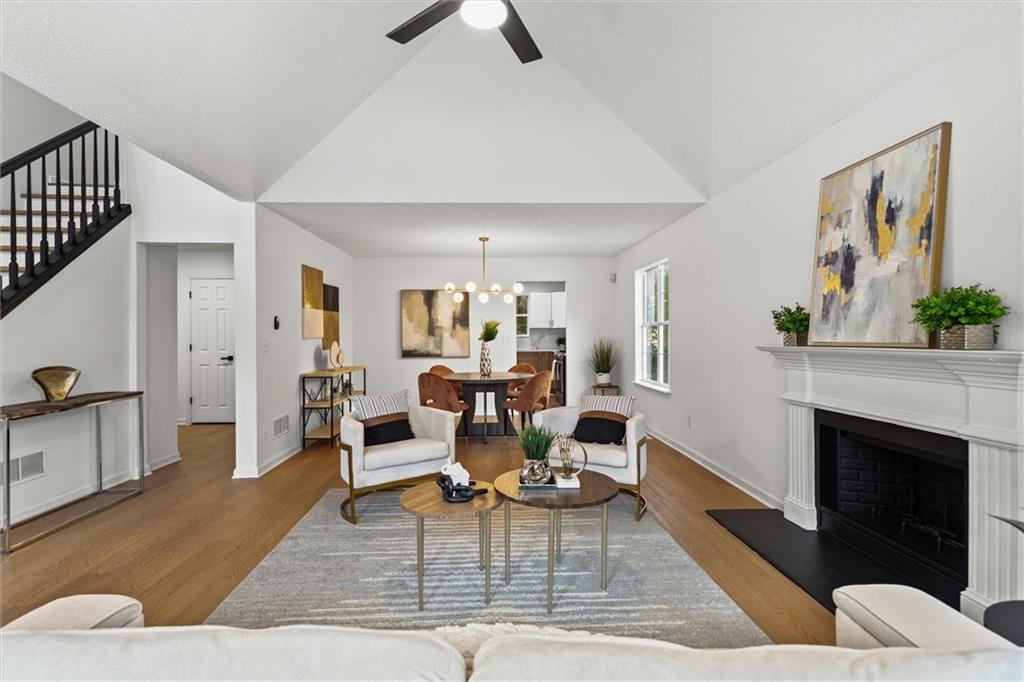 1472 Chapel Hill Lane