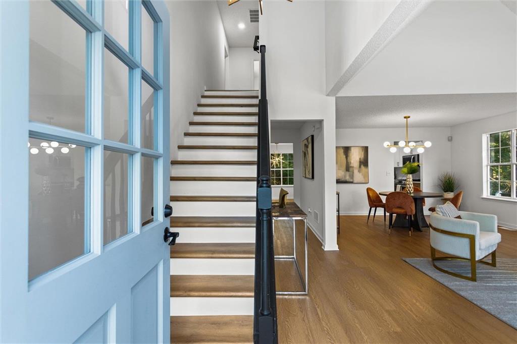 1472 Chapel Hill Lane