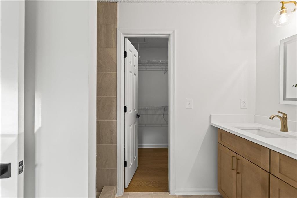 1472 Chapel Hill Lane