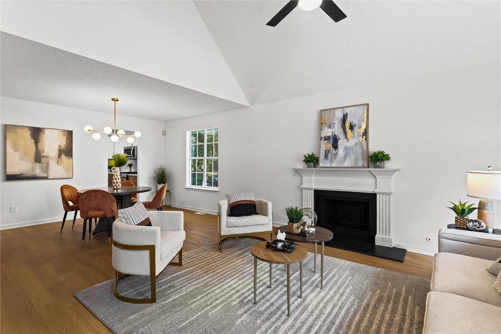 1472 Chapel Hill Lane