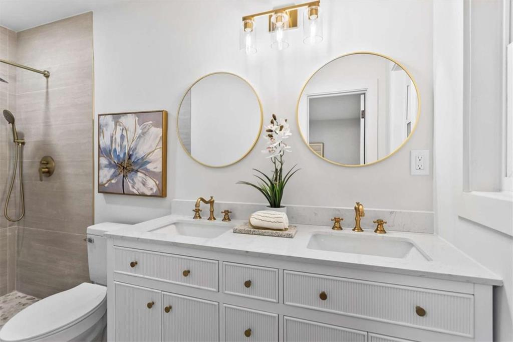 1891 Valley Ridge Dr SW