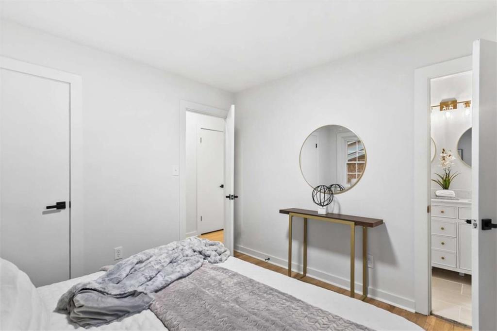 1891 Valley Ridge Dr SW