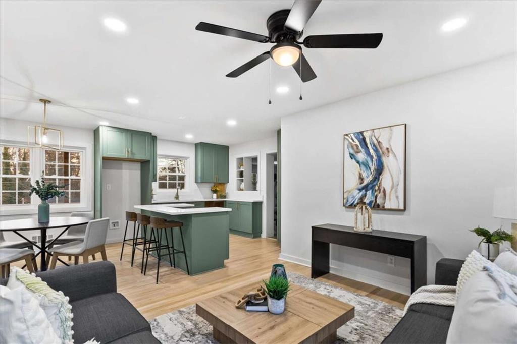 1891 Valley Ridge Dr SW