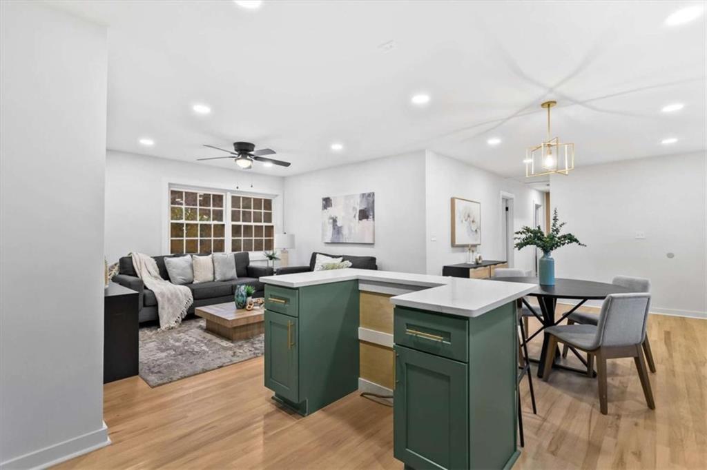 1891 Valley Ridge Dr SW