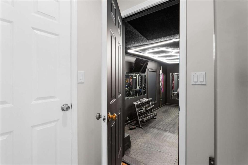 1785 Woodhaven Terrace