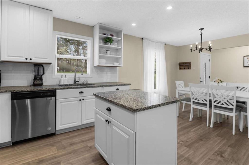 1785 Woodhaven Terrace