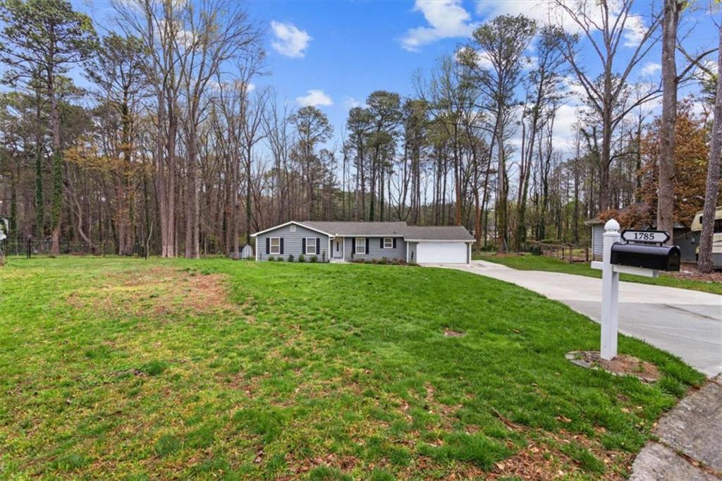 1785 Woodhaven Terrace