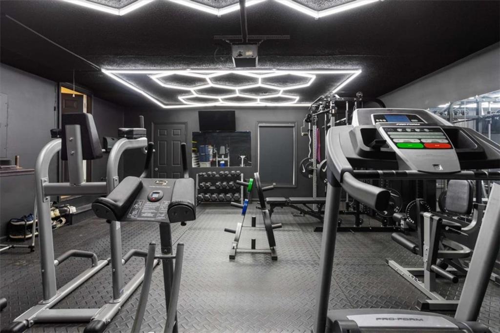 1785 Woodhaven Terrace