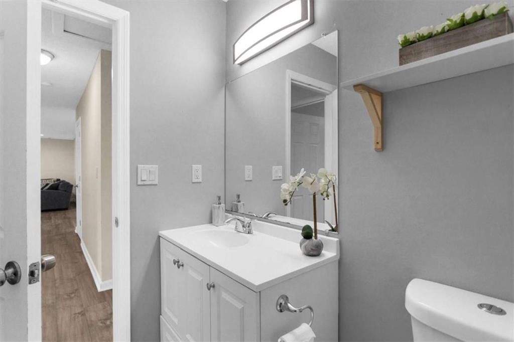 1785 Woodhaven Terrace