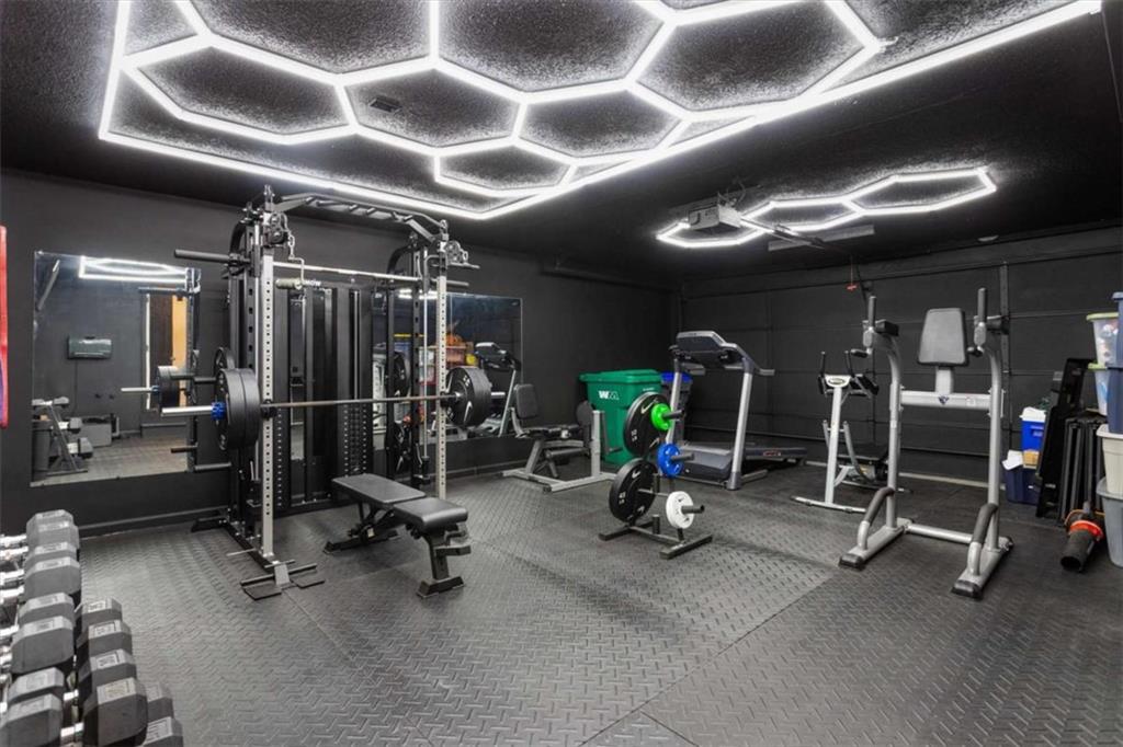 1785 Woodhaven Terrace