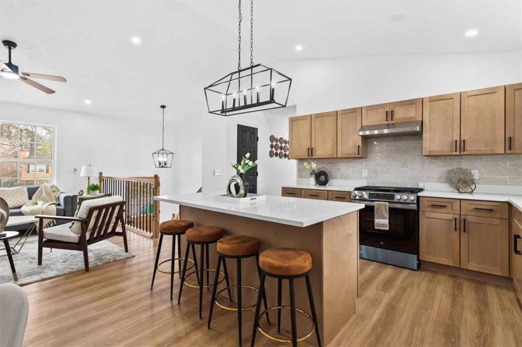 1381 To Lani Farm Rd