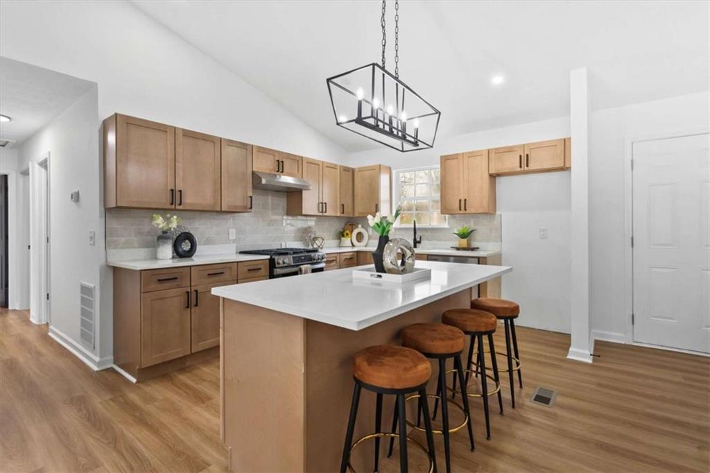 1381 To Lani Farm Rd