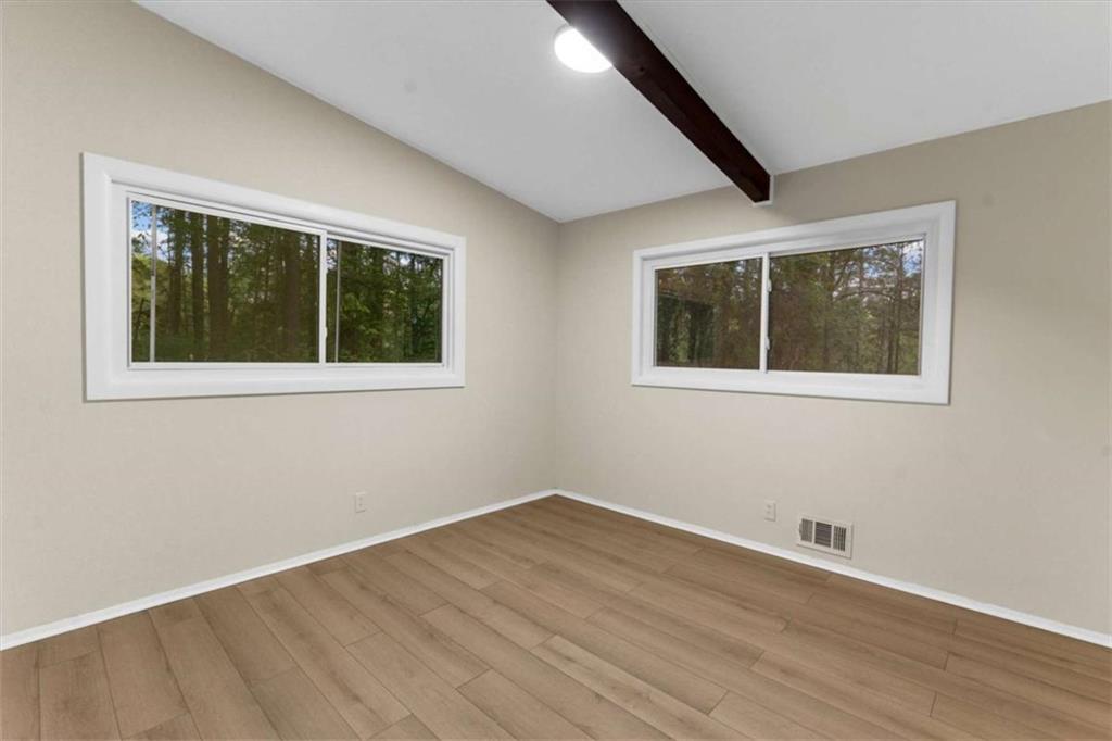 1796 E Atlanta Road E