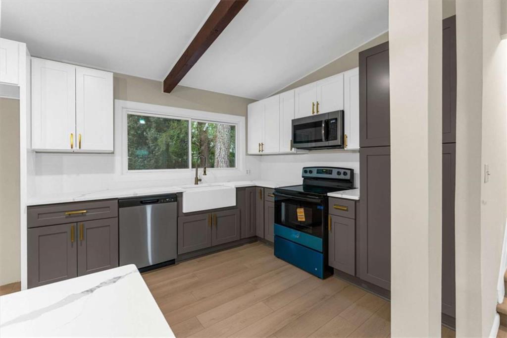 1796 E Atlanta Road E