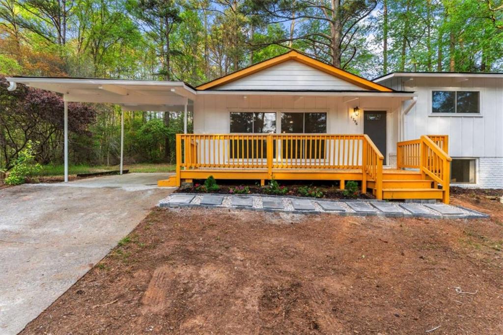 1796 E Atlanta Road E