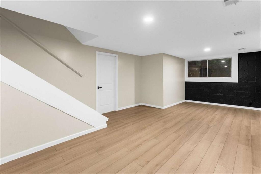 1796 E Atlanta Road E