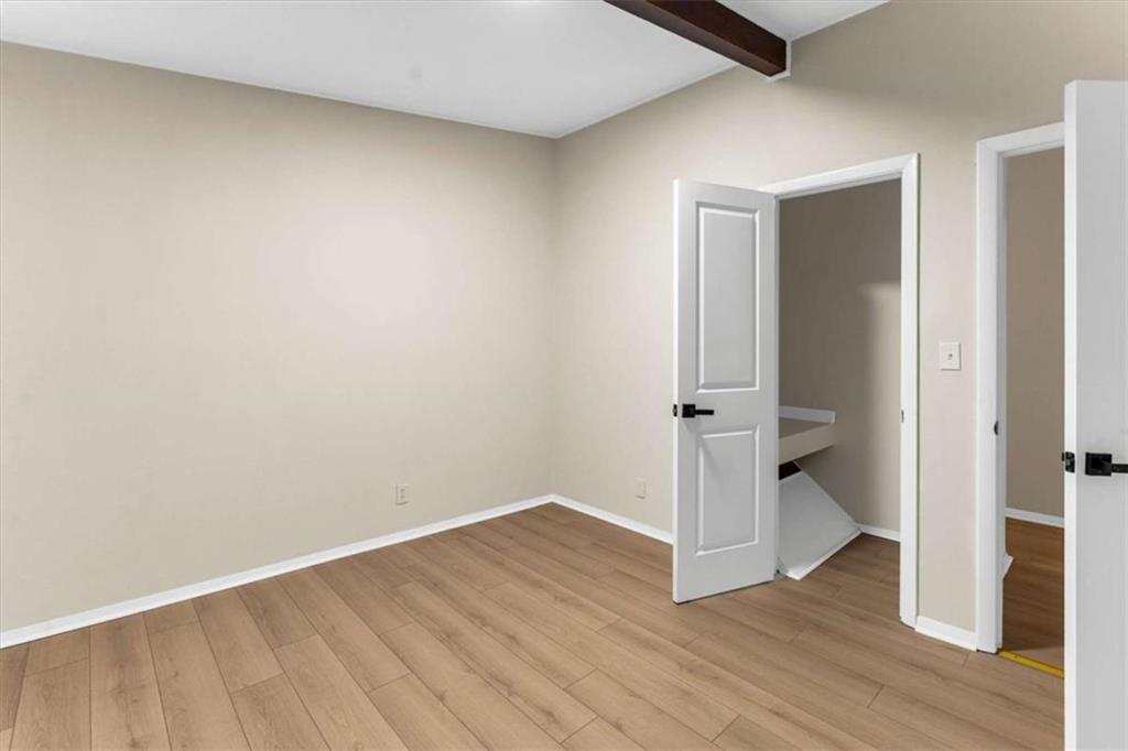 1796 E Atlanta Road E