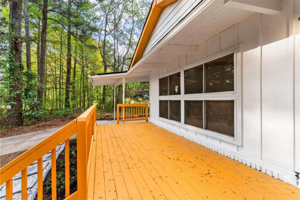 1796 E Atlanta Road E