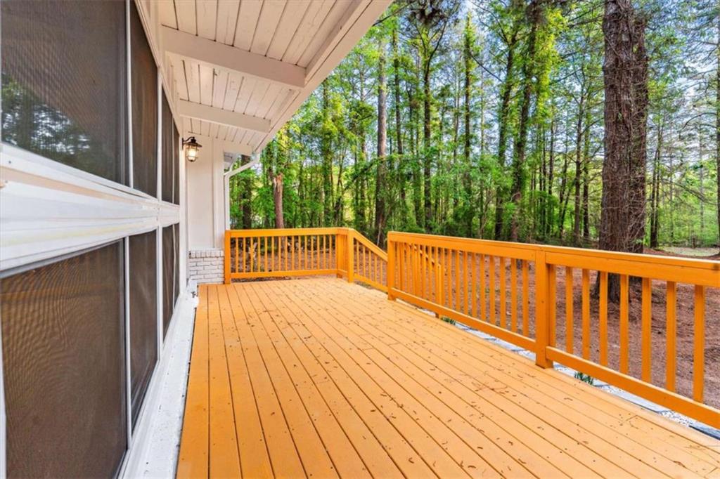 1796 E Atlanta Road E