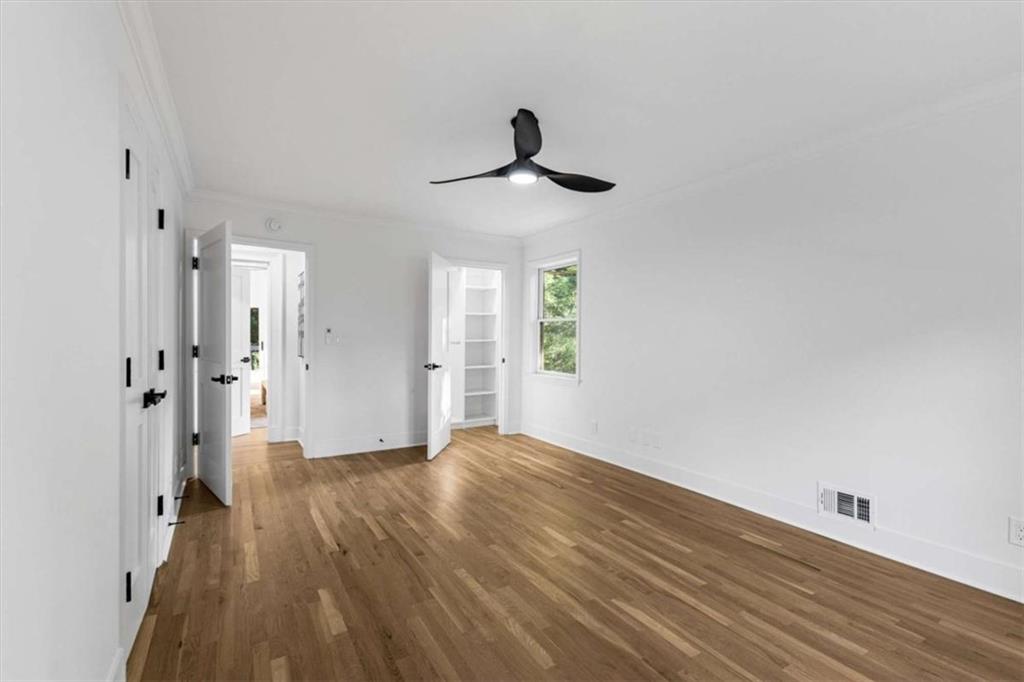 8920 Huntcliff Trce