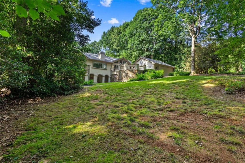 8920 Huntcliff Trce