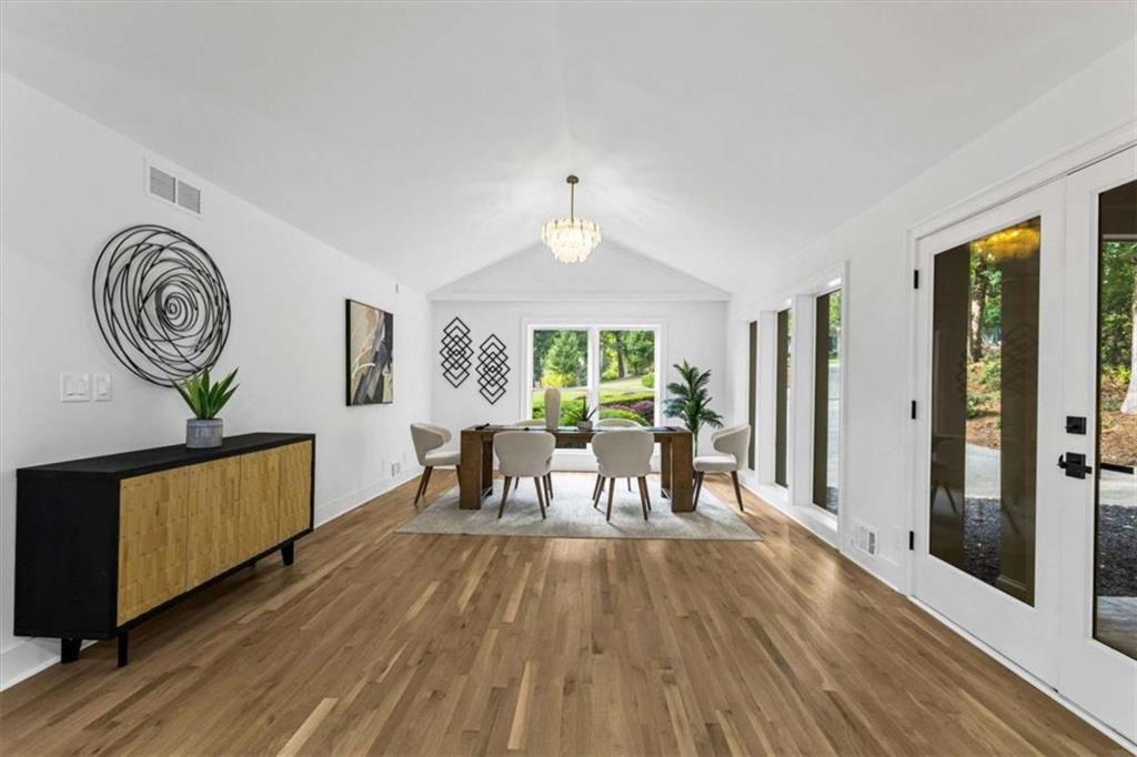 8920 Huntcliff Trce