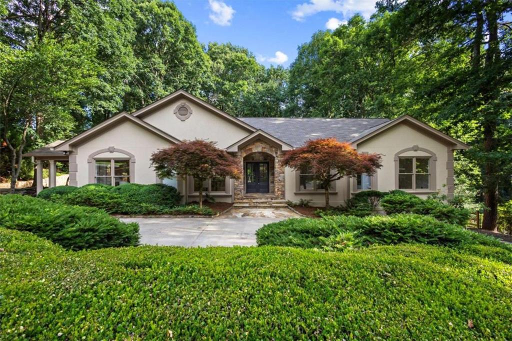 8920 Huntcliff Trce