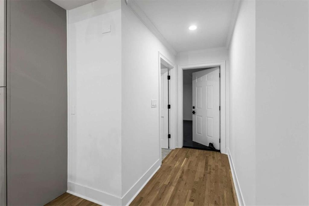 8920 Huntcliff Trce