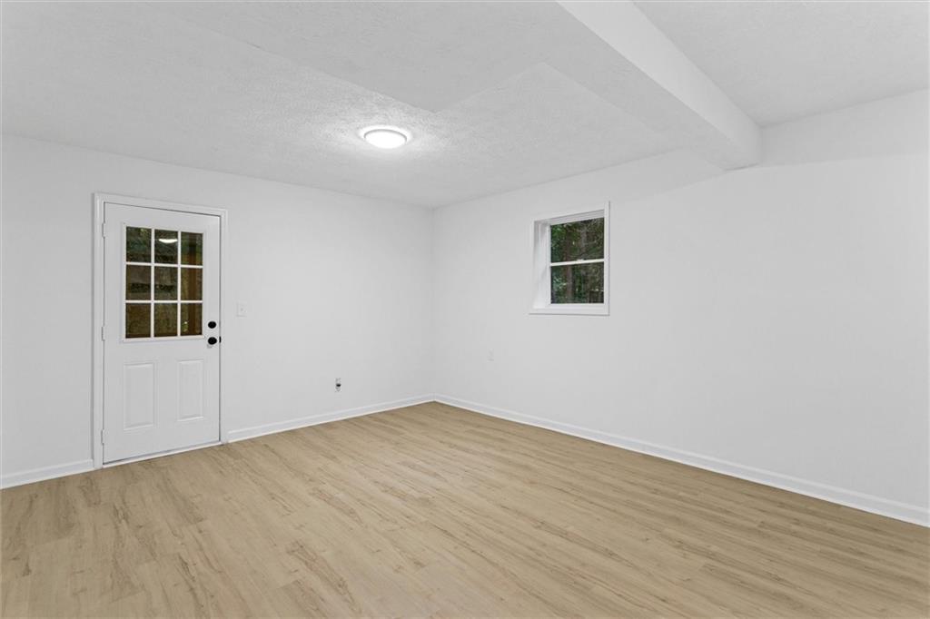 3044 Jami Ct