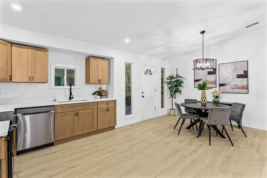 3044 Jami Ct