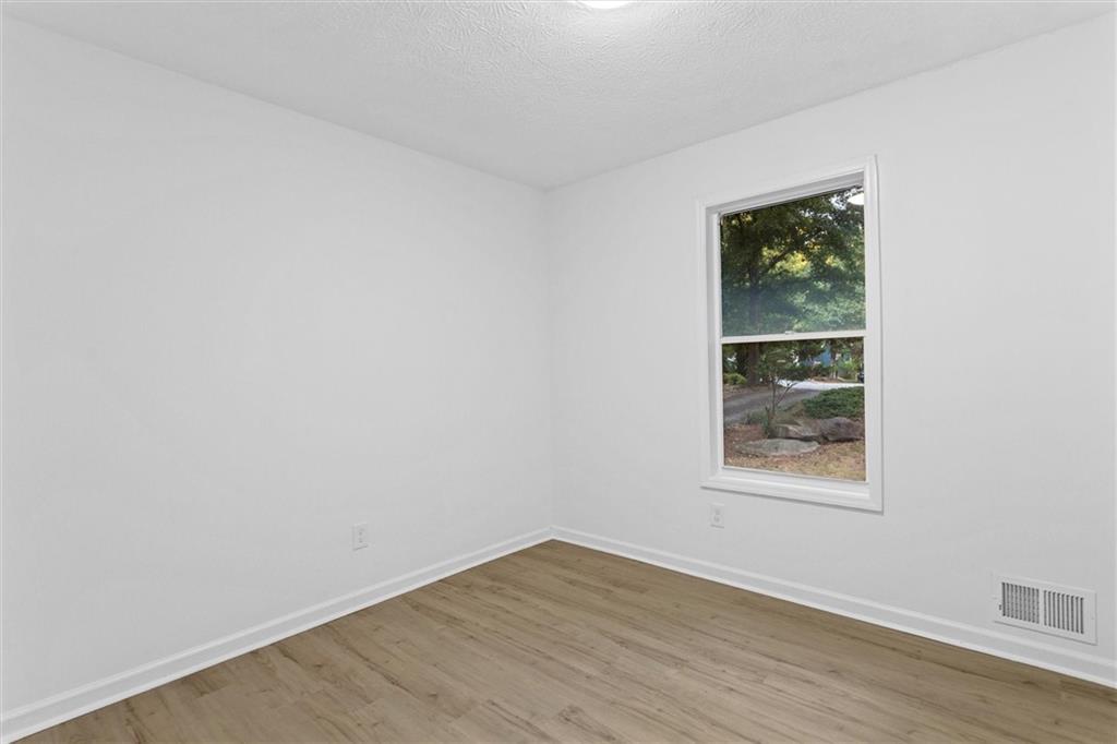 3044 Jami Ct