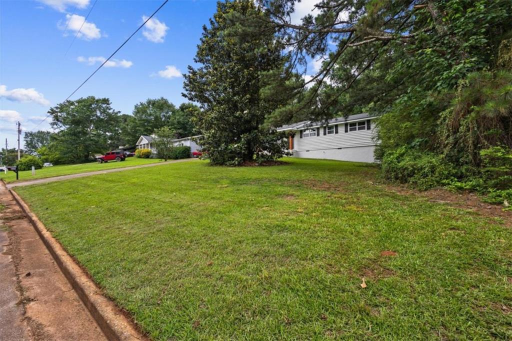 4121 Partridge Dr