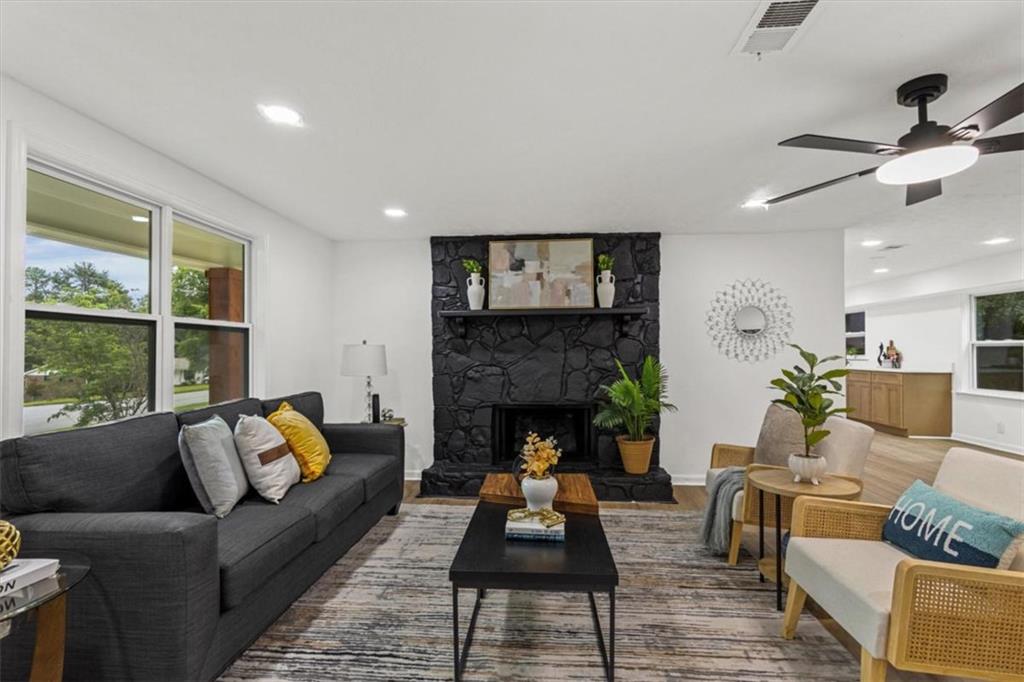 4121 Partridge Dr