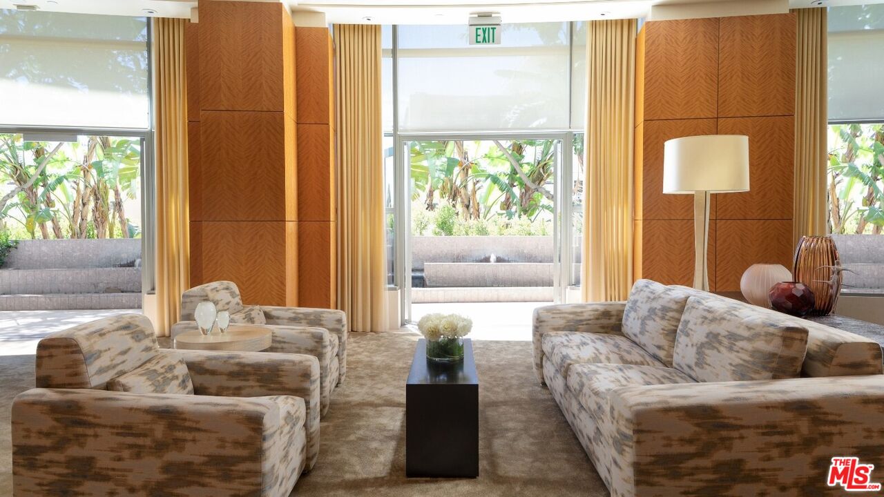 10776 Wilshire Blvd Unit: 1001
