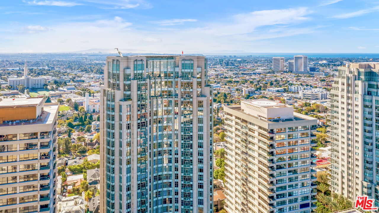 10776 Wilshire Blvd Unit: 1001