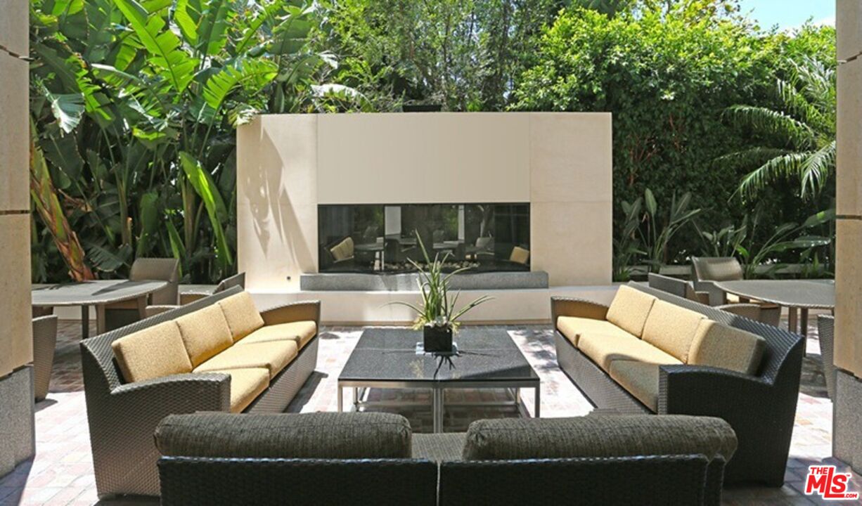 10776 Wilshire Blvd Unit: 1001
