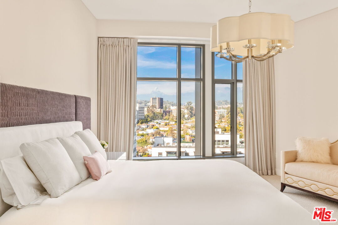 10776 Wilshire Blvd Unit: 1001