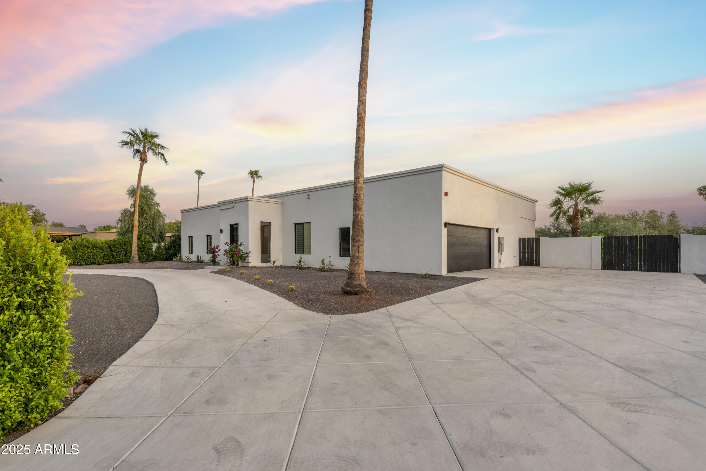 8417 E CACTUS Road