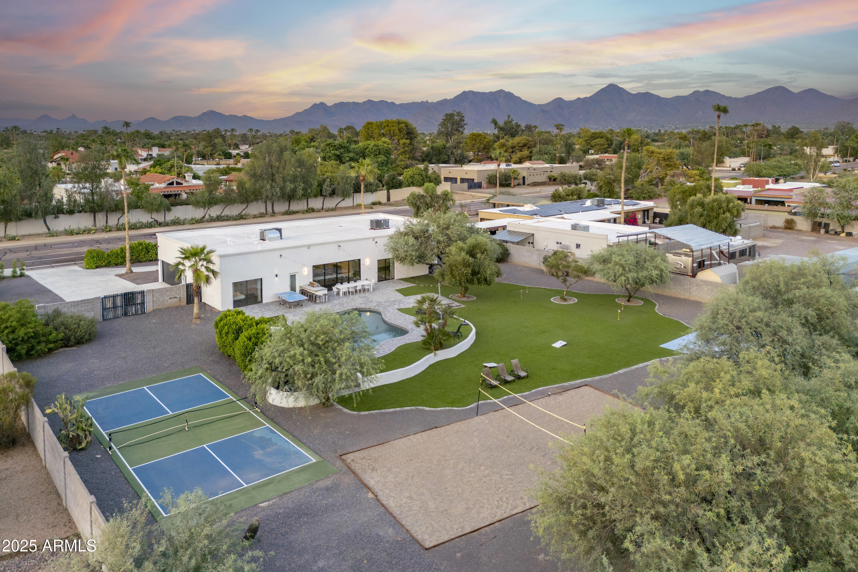 8417 E CACTUS Road