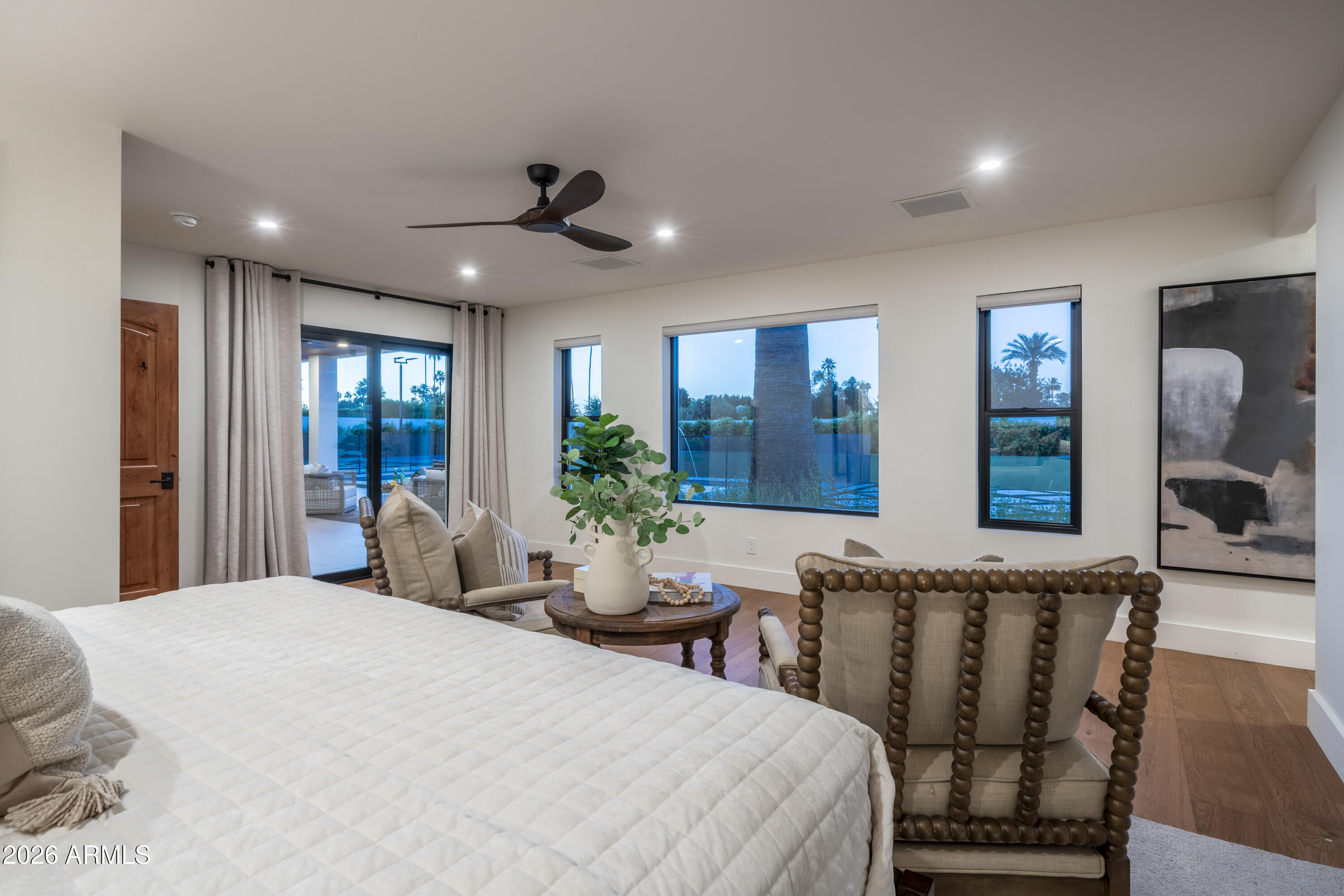 8570 E PEPPER TREE Lane