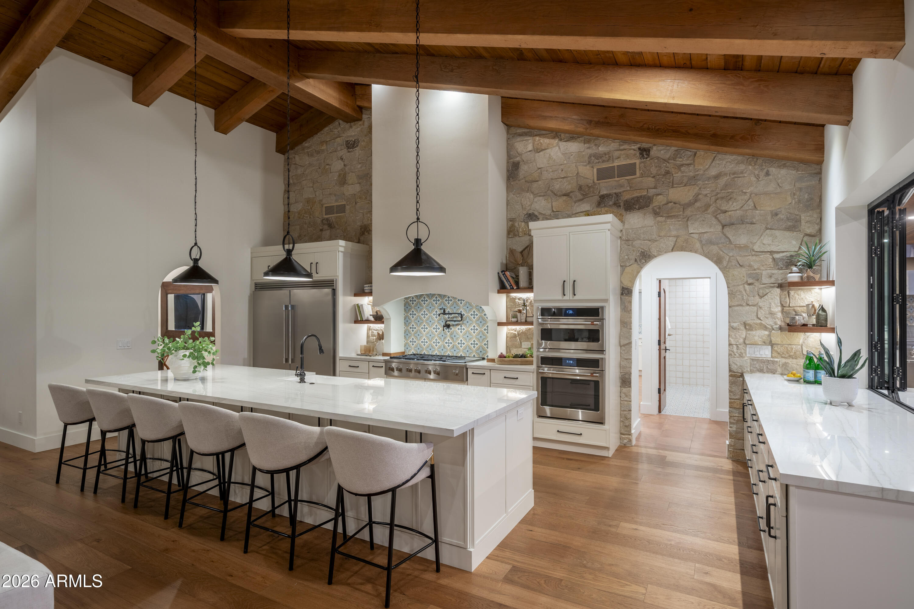 8570 E PEPPER TREE Lane