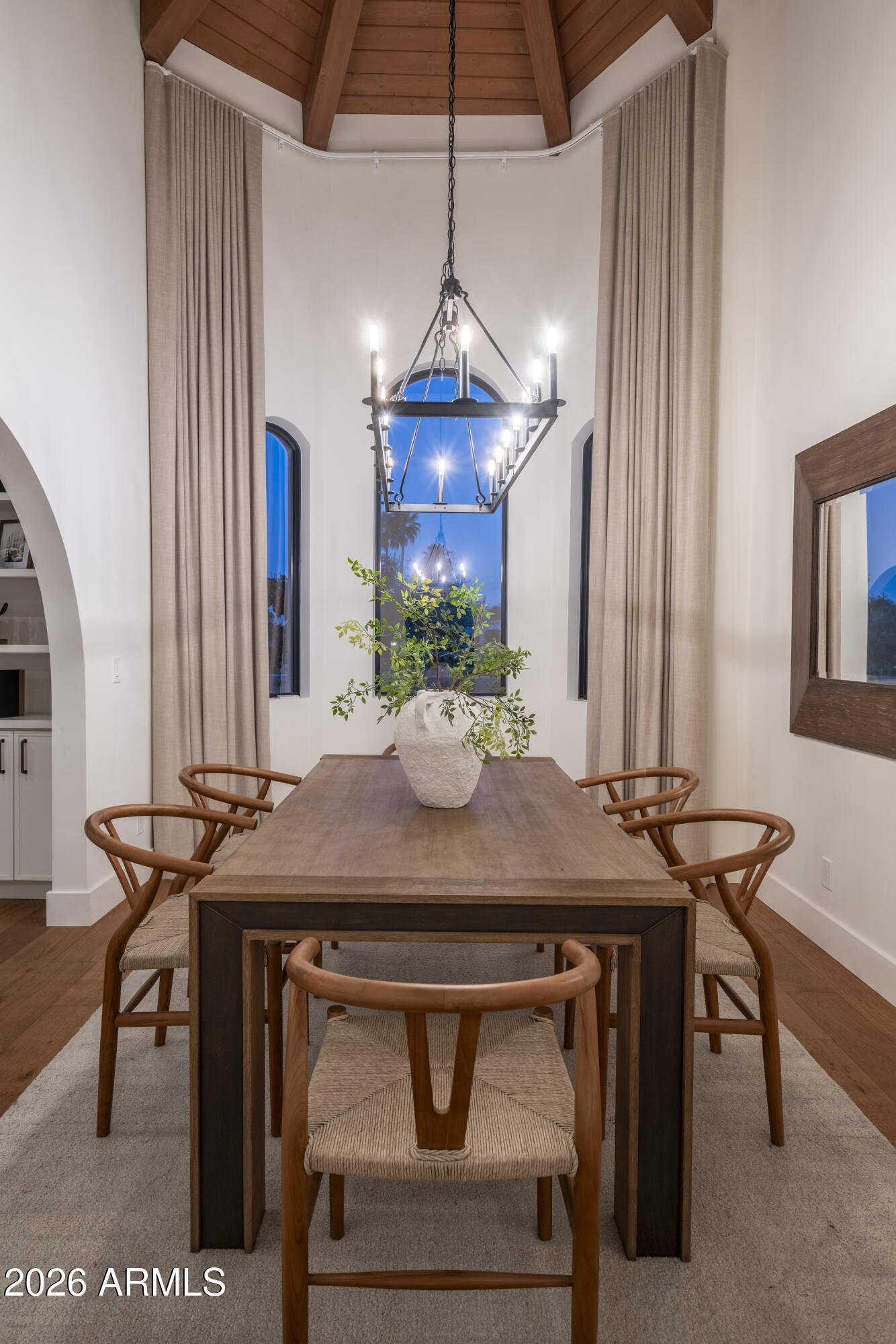 8570 E PEPPER TREE Lane