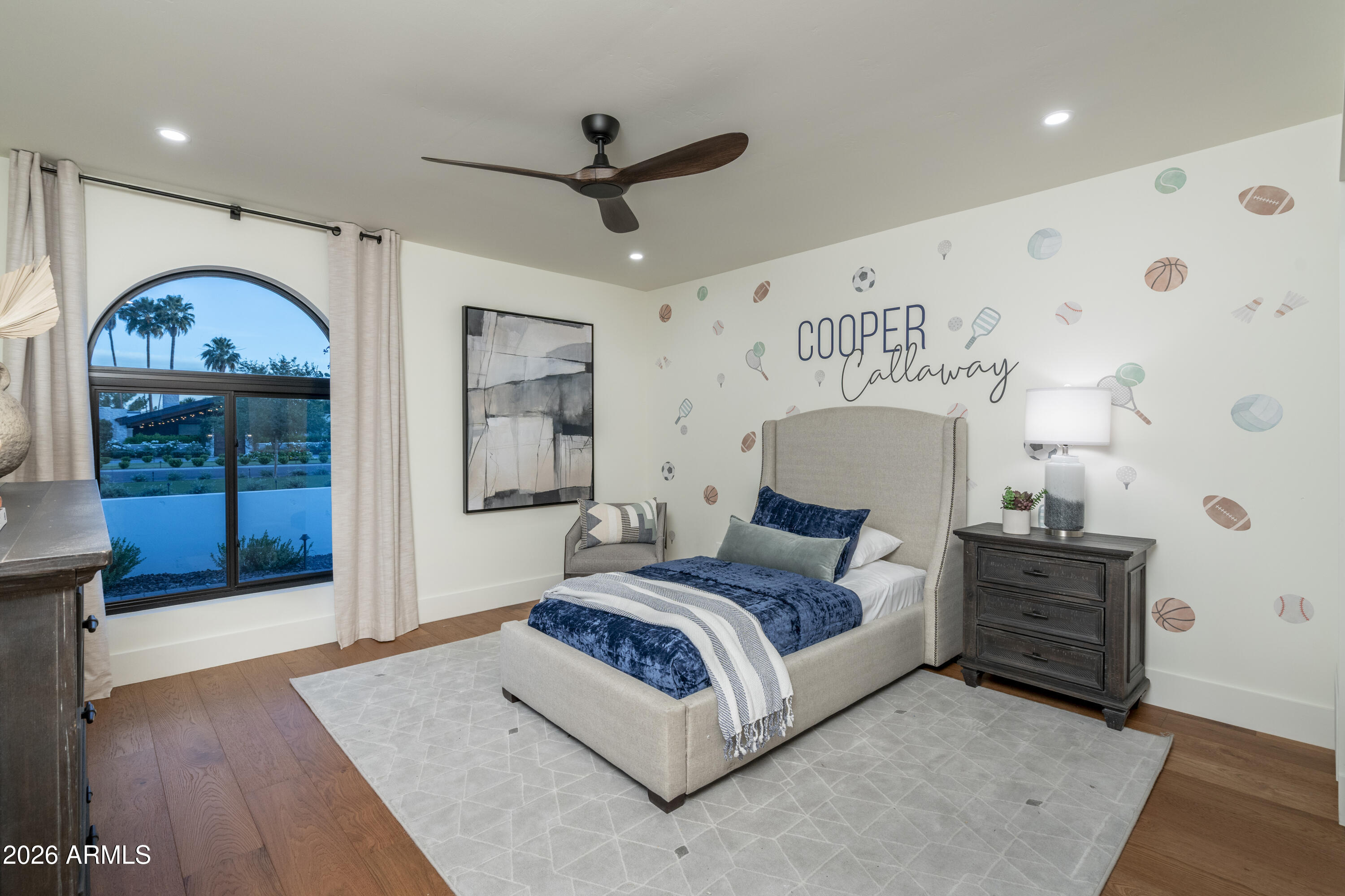 8570 E PEPPER TREE Lane