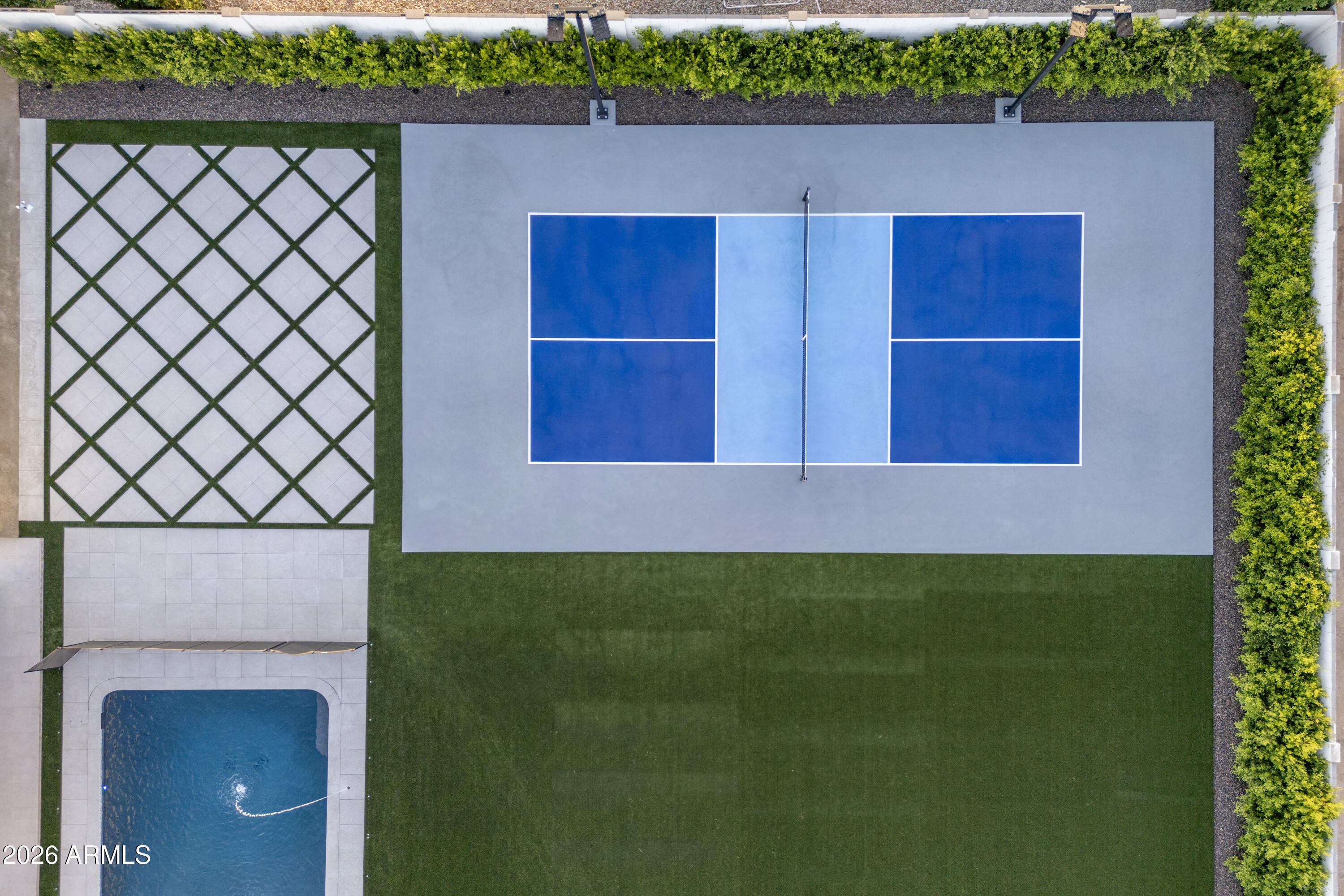 8570 E PEPPER TREE Lane