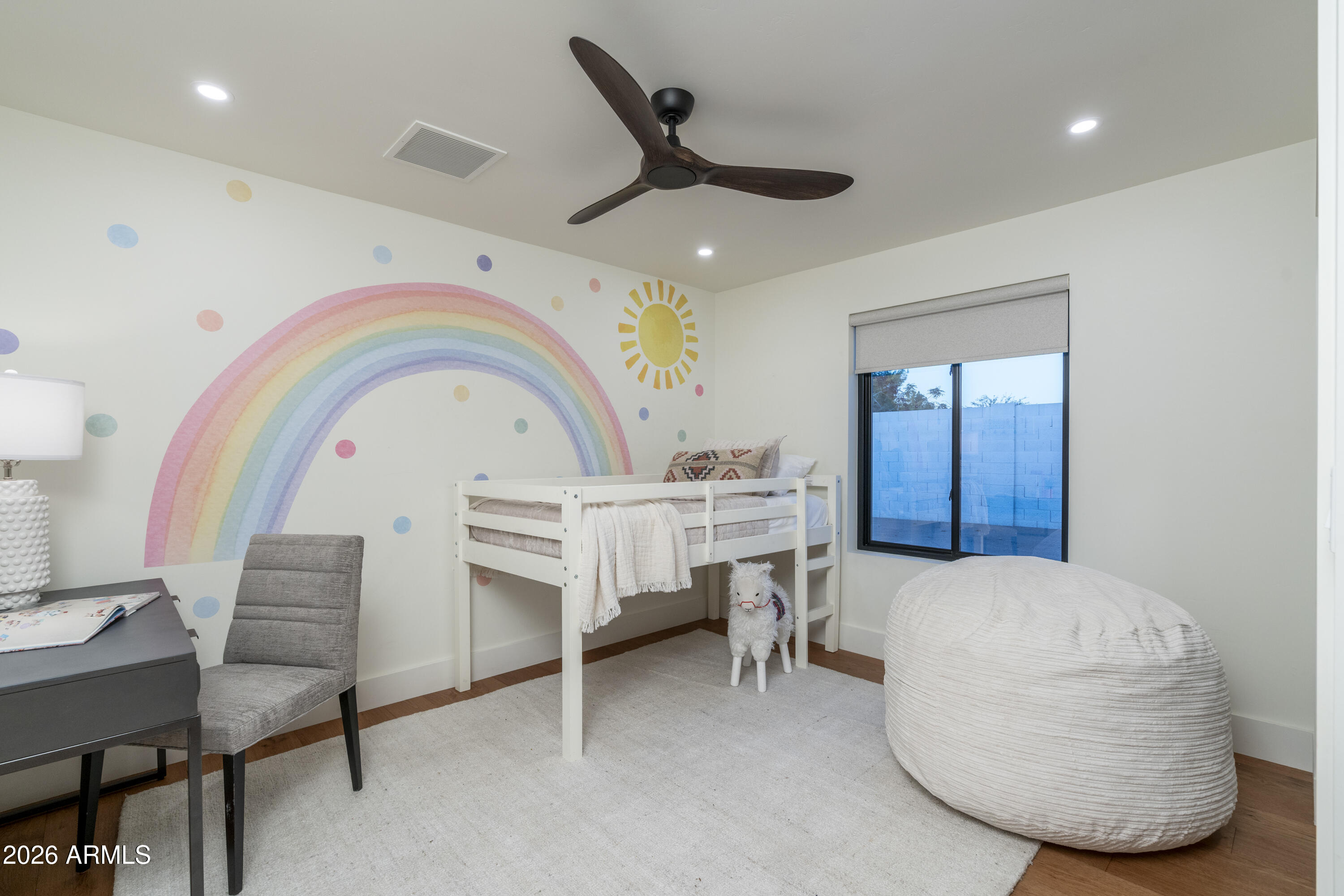 8570 E PEPPER TREE Lane