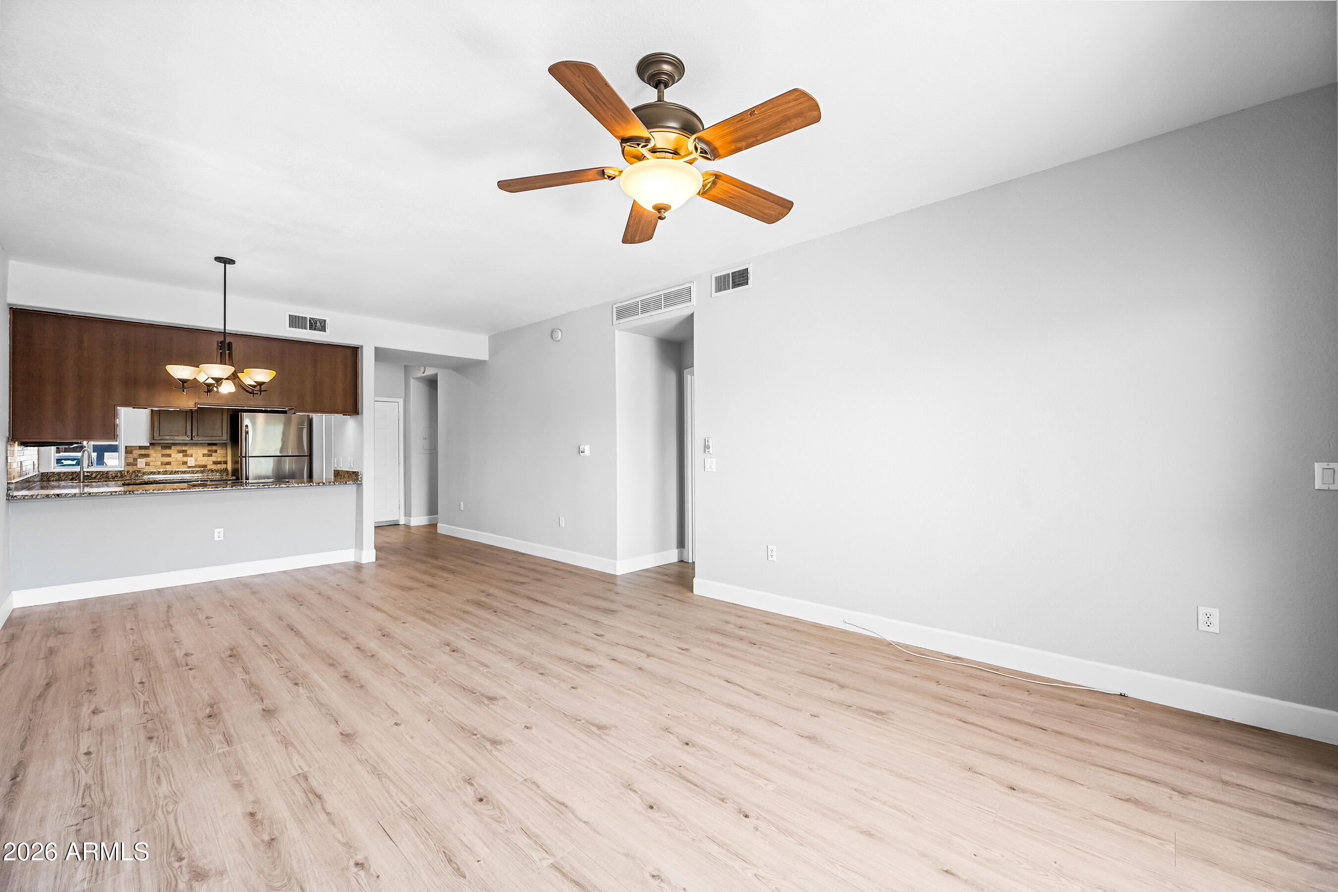 7101 W BEARDSLEY Road 451