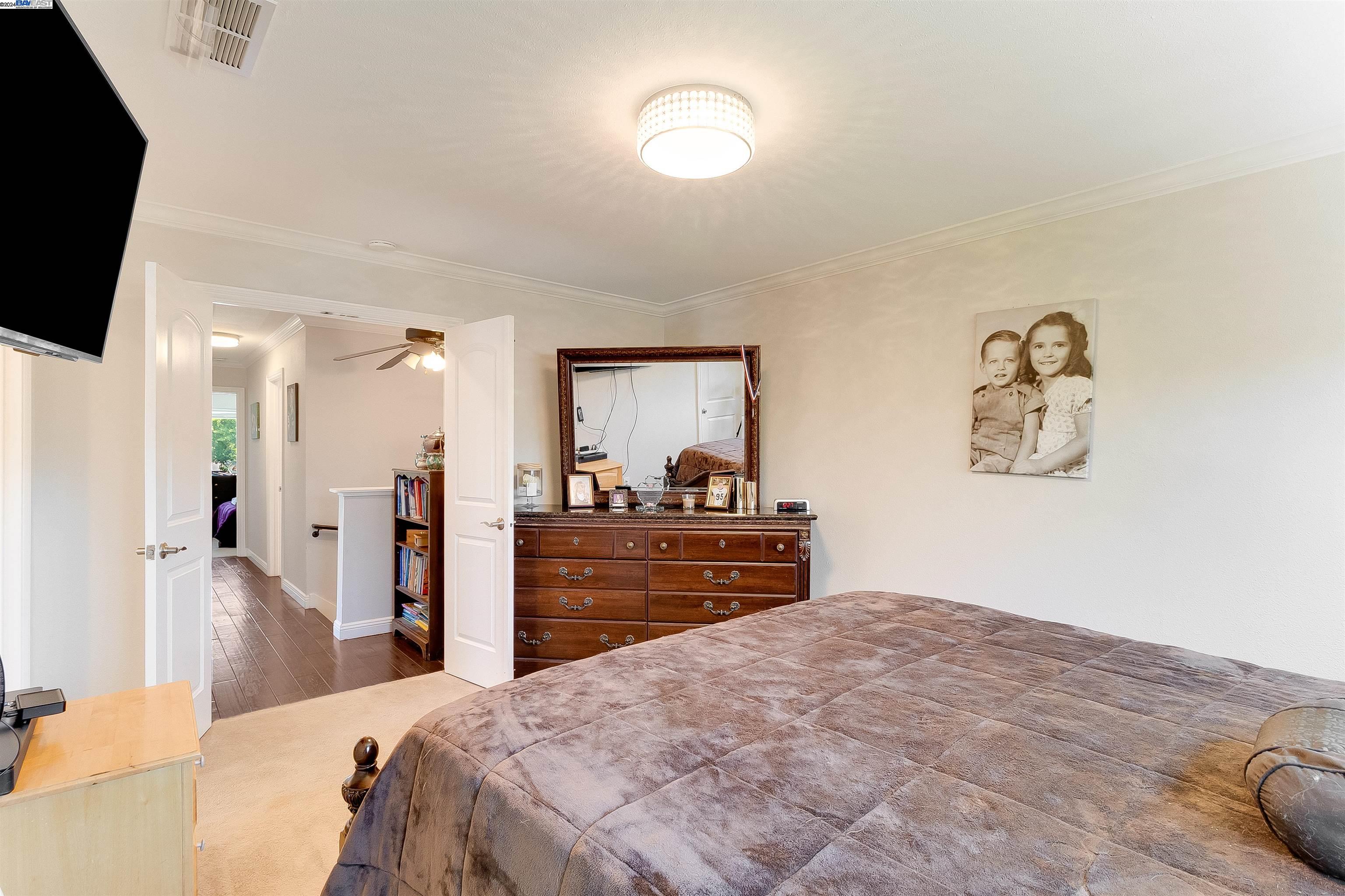 377 Arlington Cir