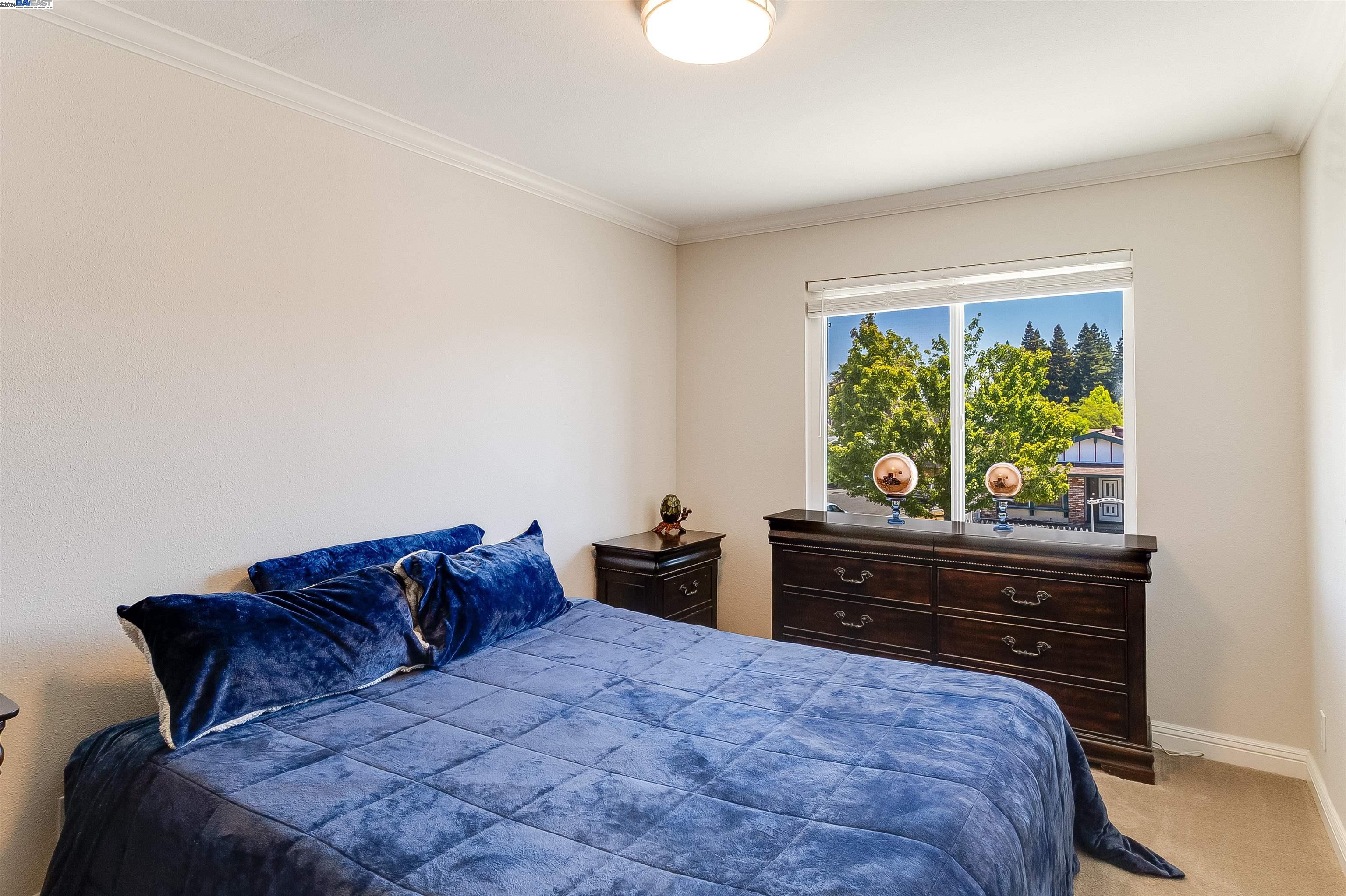 377 Arlington Cir