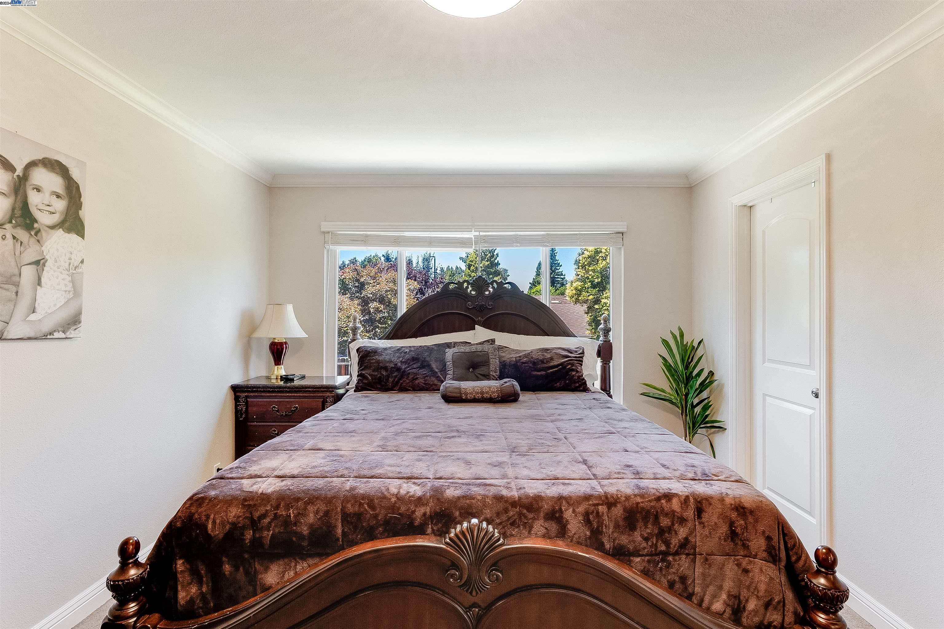 377 Arlington Cir